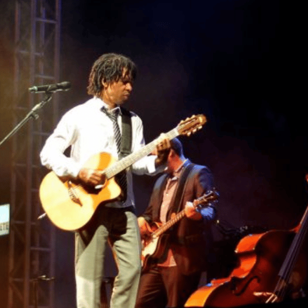 Imagem de História de Djavan