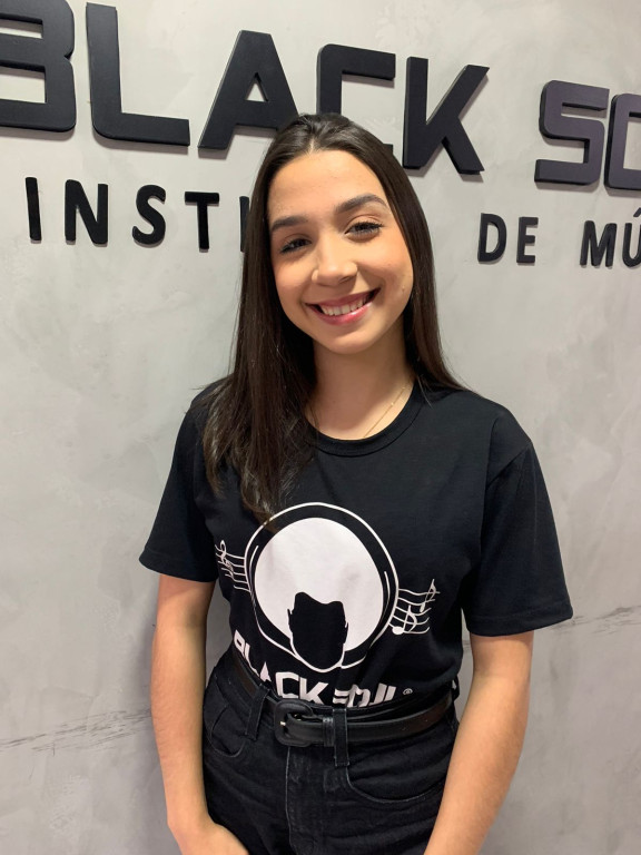 Imagem do professor Camily Cândido da Silva